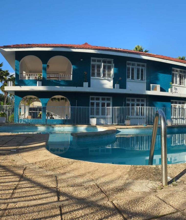 Gallivanters Hostel Dar es Salaam Esterno foto