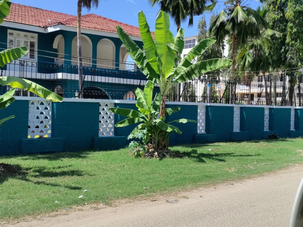 Gallivanters Hostel Dar es Salaam Esterno foto