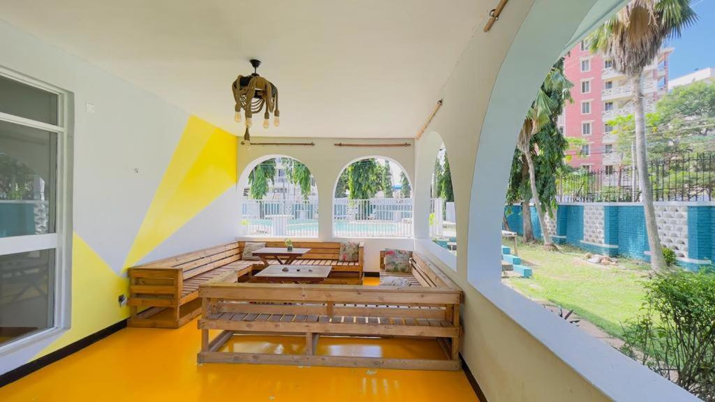 Gallivanters Hostel Dar es Salaam Esterno foto